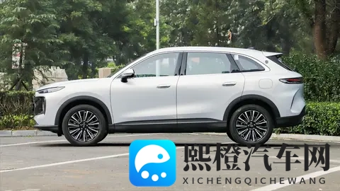 全新第五代瑞虎8正式上市,售价不到10万,超巨性价比。-1