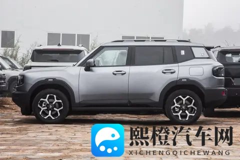 15万级混动方盒子,三电机四驱+索尼音响,山海T1能否热销?-2