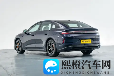 长安启源A06：以“大美舒新”重新定义家庭出行体验-3