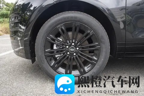 2026 款揽胜极光 L 配置解析:SE 与 HSE 版 46 万差价,值不值得花?-3