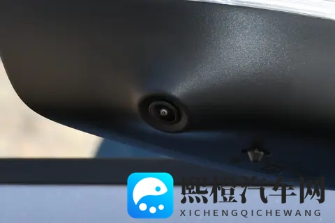 第三代领克03进阶上市,限时权益价1038万元起,家用香吗?-3