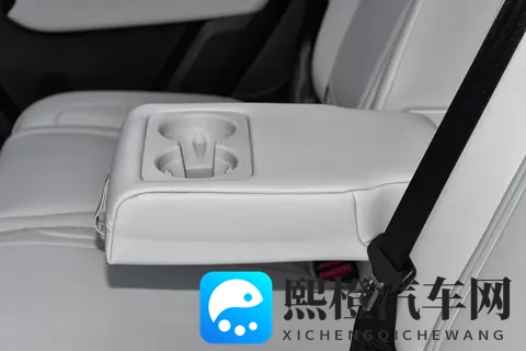 带娃奶爸买车,为什么我选了15万级的混动方盒子?-2