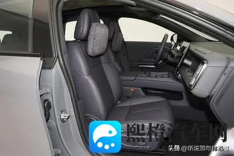 10万出头配激光雷达,605公里续航,零跑Lafa5这次要掀桌子-2