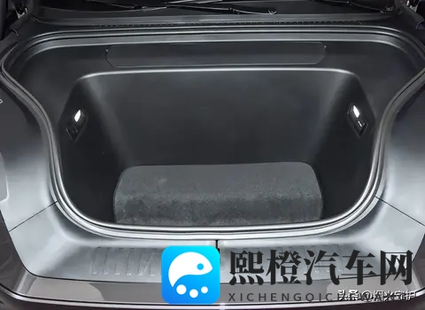 66度电跑402km，70度电却只能跑380km？三款顶流SUV堆料大对决！-2