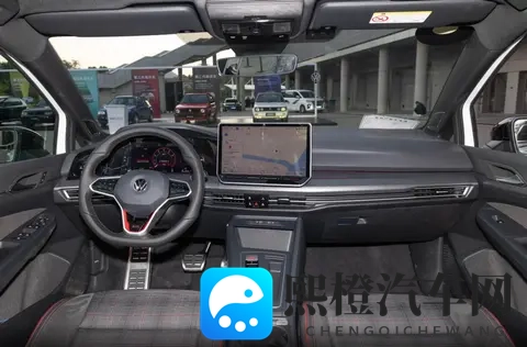 2026款高尔夫GTI来袭，20T可69秒破百，燃油钢炮还有未来吗？-1