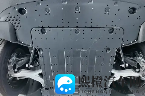 小鹏G7拆车:不到20万的起步价,玩的就是经济实惠!-3