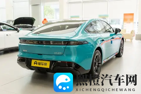 东风奕派 eπ007 + :15 万级轿跑的 全能选手,真能当 “小米平替”?-3