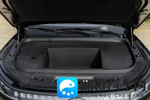 限时焕新指导价1599万起!2026款eπ008“超级大五座”上市-2