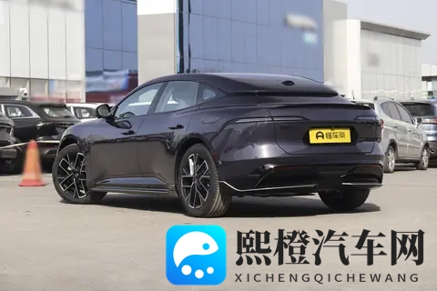 权益价2049万元起 标配华为192线激光雷达 阿维塔06 Elite版上市-1