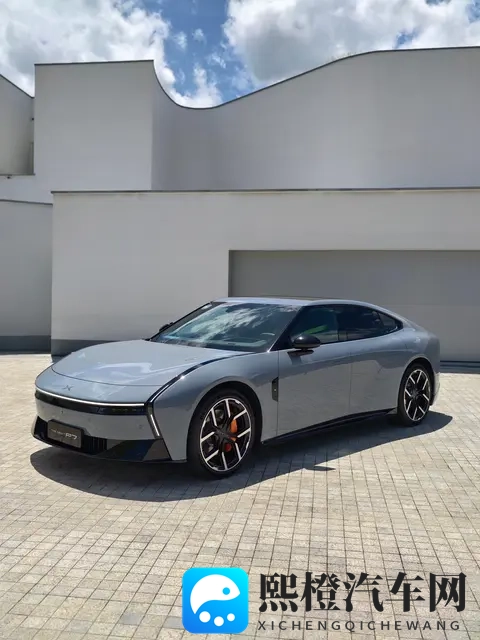 别在技术爆炸期，当汽车的“小白鼠”-3