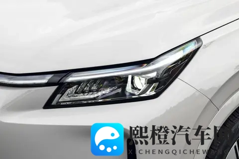 第三代蓝电E5 PLUS开启预售,5_7座可选,带四驱,适合家用-1