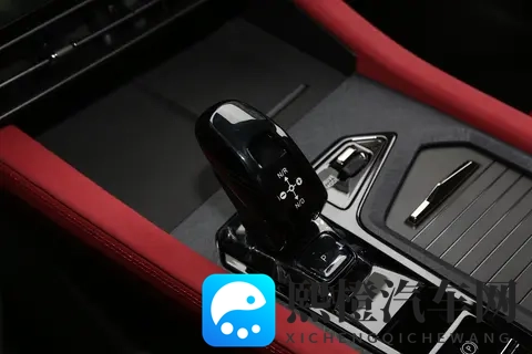 20T+8AT才10万出头?第三代领克03,让燃油车迷不再沉默!-2