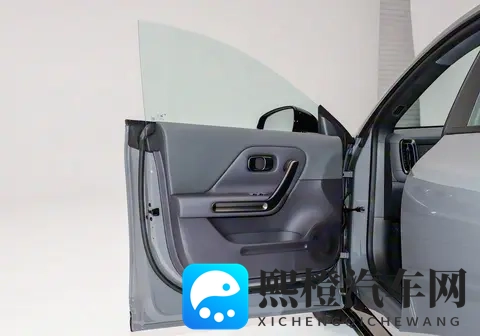 1058万元起，全新零跑lafa5开启预售，配激光雷达 续航最高605km-2