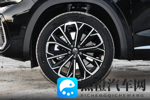 试驾吉利星越L全新东方曜:标配20T+8AT,累计销量超85万台!-3