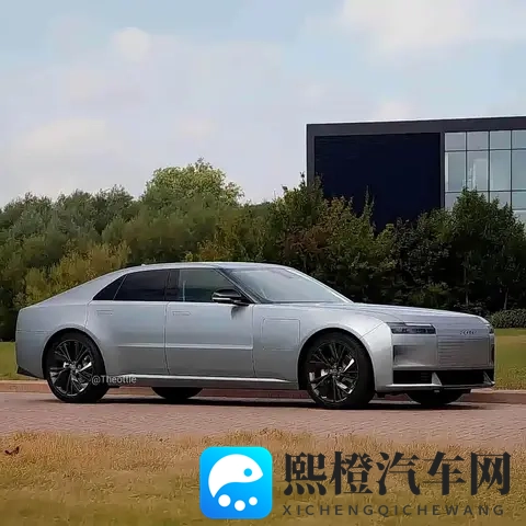 93万敢买吗?捷豹纯电GT 2026上市,国内竞争太惨烈!-1