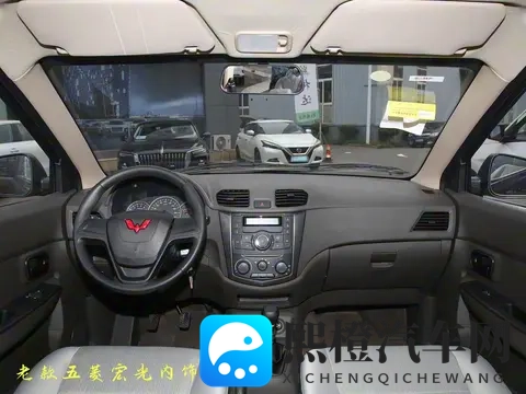 全新五菱宏光燃油版上市，外观变化大，售548万元起，还能否畅销-3