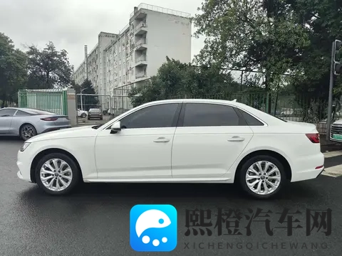 12万多入手豪华座驾,20款一手奥迪A4L代步通勤优选-2