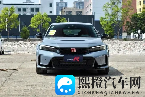 玩车一族看过来,40万预算,你会买思域TYPE R,还是丰田GR YARIS?-2