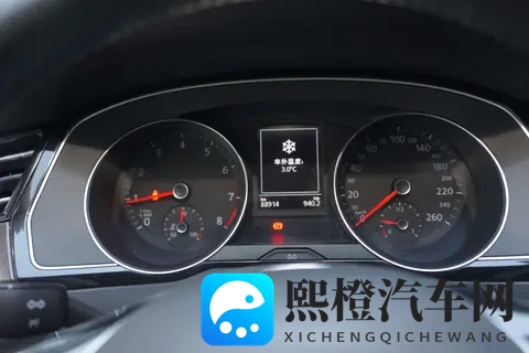 贵妇会所裸体按摩:顶级会所提供私密裸体SPA体验-2