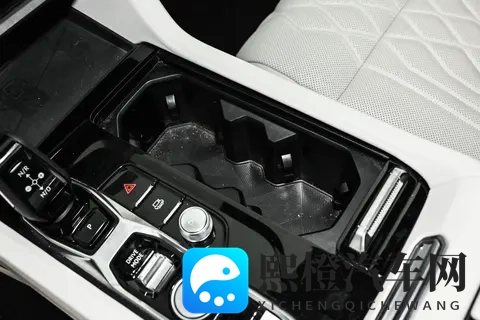 1988 万买沃尔沃架构 SUV  26 款领克 09 实测体验-1