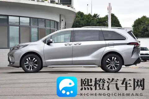 格瑞维亚 2026 双擎四驱两款车型：谁在配置与价格的天平上更稳-3