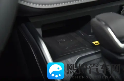 野外猛男的大粗鳮1巴h:极致性能新宠儿,挑战速度极限!-1