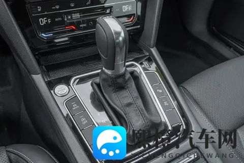 大众CC猎装车,提供两种动力可选,哪款更值得买?-3