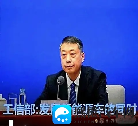 续航腰斩、排队充电,谁在硬撑?-3