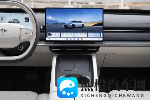 15 万级轿跑新选择：好看又好开，eπ 007+ 不是来打酱油的-2