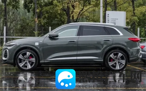 全新外观_三屏内饰,全新奥迪Q5L实车现身,搭华为驾辅_20T动力-3