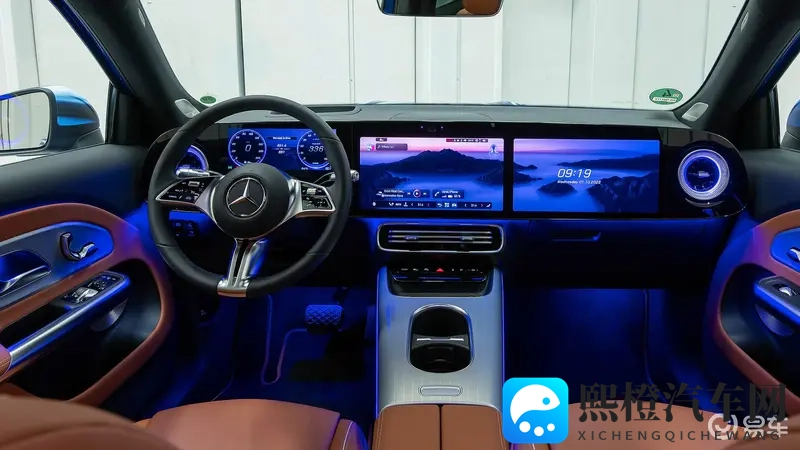 全新奔驰GLB曝光，新平台_多动力_三排座-1