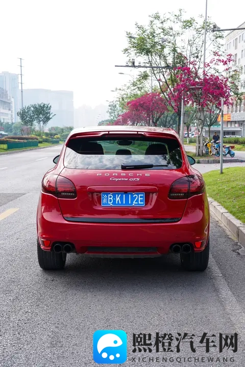 48L V8自吸绝唱,声浪爱好者的福音——二手保时捷Cayenne GTS-3