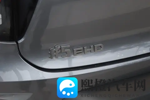 20万选插混SUV，这款梅赛德斯-奔驰与吉利联合打造的车型可以看看-1