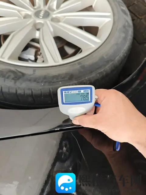 少妇麻豆:青春辣妈,时尚写真集-1