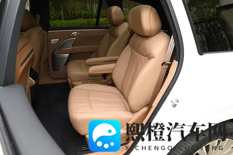 三十万级大尺寸SUV,乐道L90与理想i8综合对比,家用谁更合适?-3