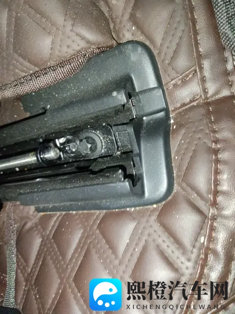 一手准新奔驰C级,38万公里,228万开回家-2