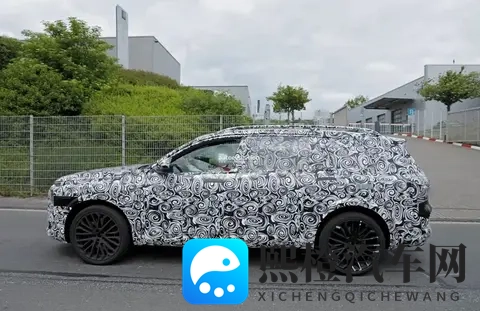 奥迪SQ9谍照曝光！2026年发布，性能猛兽即将来袭-1