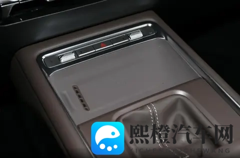 10万不到享七座MPV，尺寸比肩奥德赛，满状态能跑1100km-2