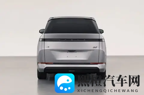 小鹏X9超级增程展车陆续到店 将于11月6日举办技术发布会-3