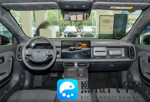 旗舰配置下放!零跑Lafa5预售,8295芯片+19寸轮圈,仅1058万起-3