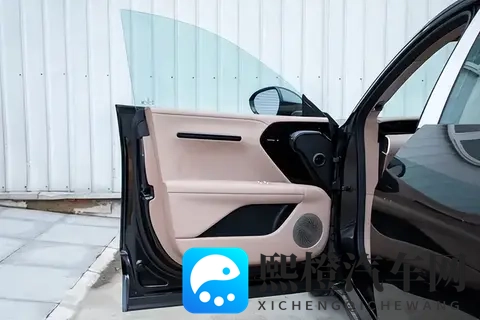 配华为ADS+气囊，这安全配置太离谱，这款中型SUV怎么样-2