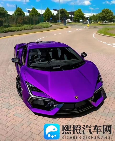 锋芒破界，艺术与空气动力学的巅峰——兰博基尼Revuelto设计美学-1