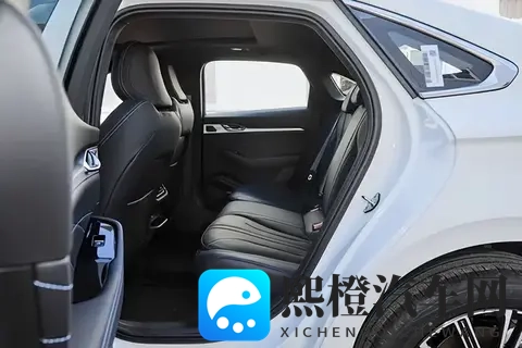 上市不到三年销量超67万!吉利星瑞凭什么这么火?-3