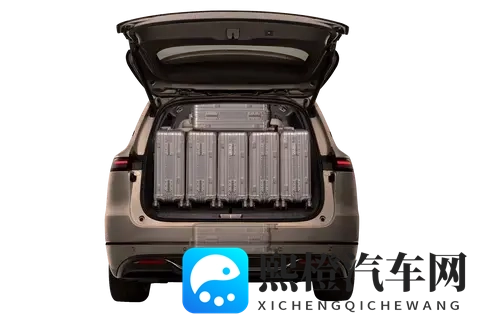 深蓝S09与理想L9对比分析,谁更适合追求性价比的家庭用户?-2