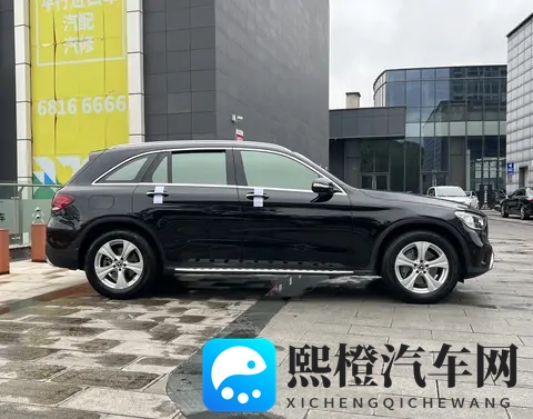 19万拿下昆明一手黑武士,20款奔驰GLC260L,家用代步好选择-2