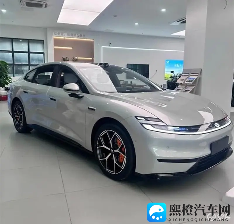 黄色软件下载安装3.3.0：汽车管理新升级，车主生活更便捷！-2