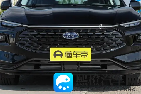 试驾福特蒙迪欧:20T 豪华型 15 万内拿下,运动版 5 秒破百还省油-2