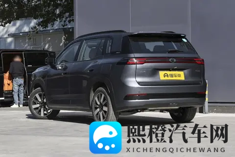 12万块买大空间+长续航SUV,关键配置还高,AION i60够卷吗?-3