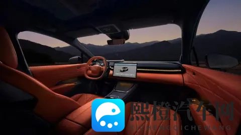 内饰升级 动力续航提升 新款极氪X迎上市-3