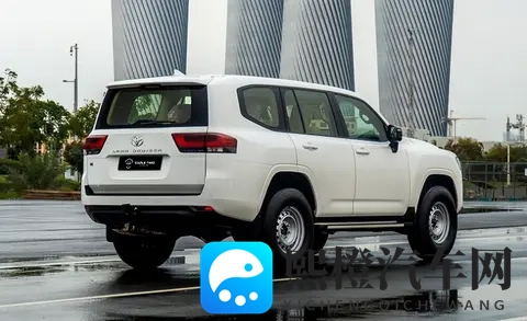 50万预算买硬派越野，油车末日还值得冲吗？-1